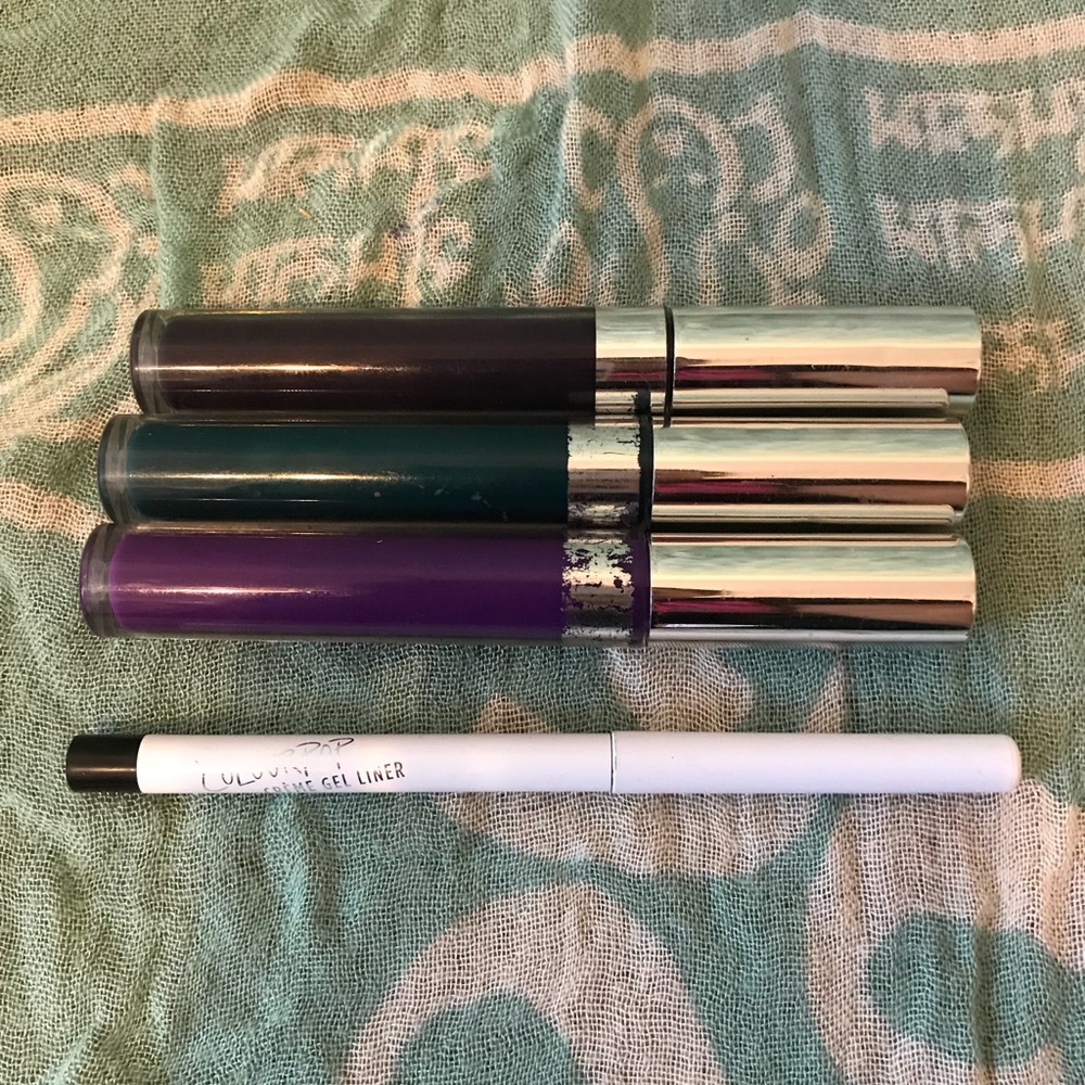 💋 Colourpop lipstick and gel eyeliner 💜💙🖤